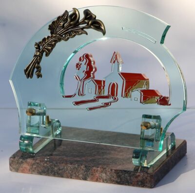 plaque tombale en altuglass avec une petite église de plaques funéraires en ligne